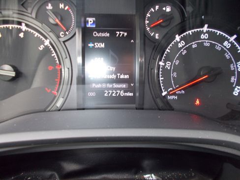 Used 2024 Toyota 4Runner SR5 Premium w/ Moonroof Package AWD/4WD image 6