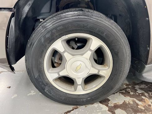Used 2008 Chevrolet TrailBlazer LT w/ Sun And Sound Package AWD/4WD image 25