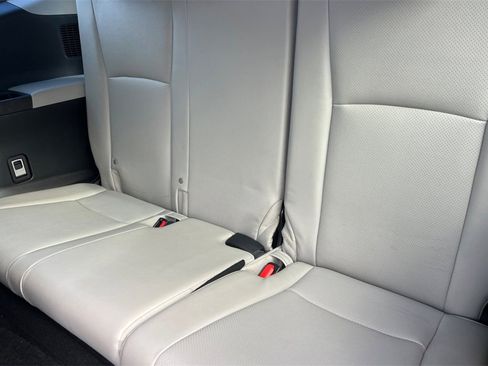 Certified 2024 Toyota Grand Highlander XLE image 14