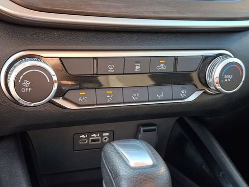 Used 2024 Nissan Altima 2.5 SV image 14