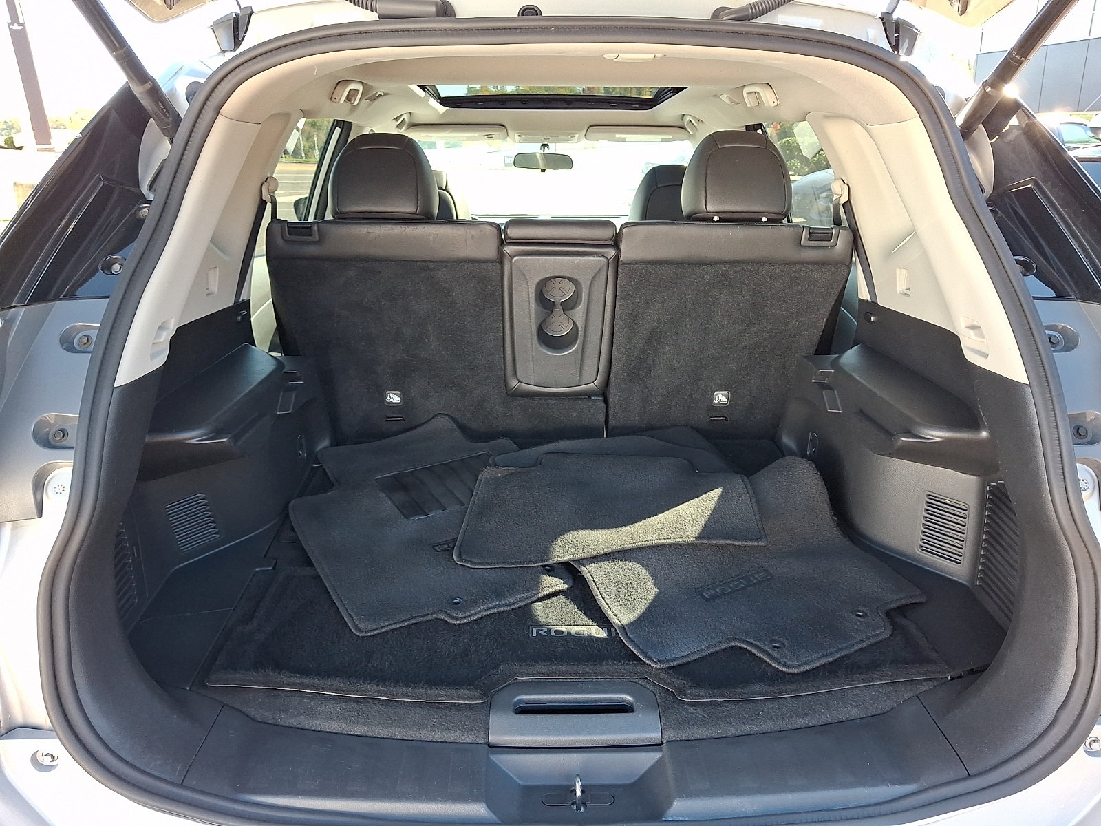 Used 2016 Nissan Rogue SL w/ SL Premium Package AWD/4WD image 28