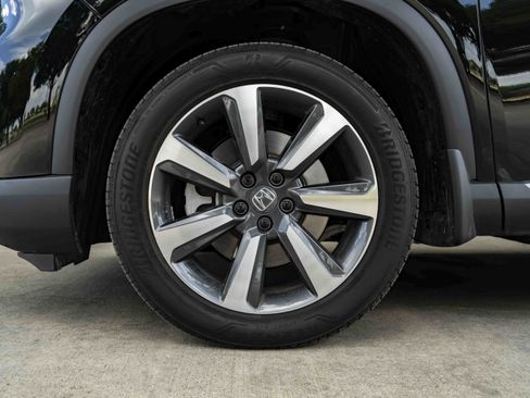 Used 2025 Honda Pilot Elite image 14