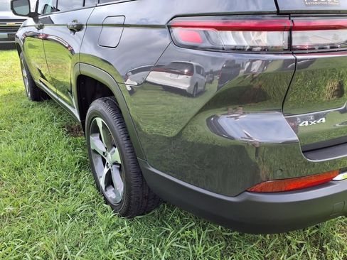 New 2025 Jeep Grand Cherokee L Limited w/ Luxury Tech Group II image 51