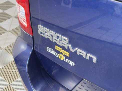 Used 2013 Dodge Grand Caravan SE image 20