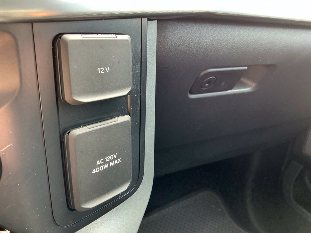 Used 2022 Ford F150 Lariat AWD/4WD image 34