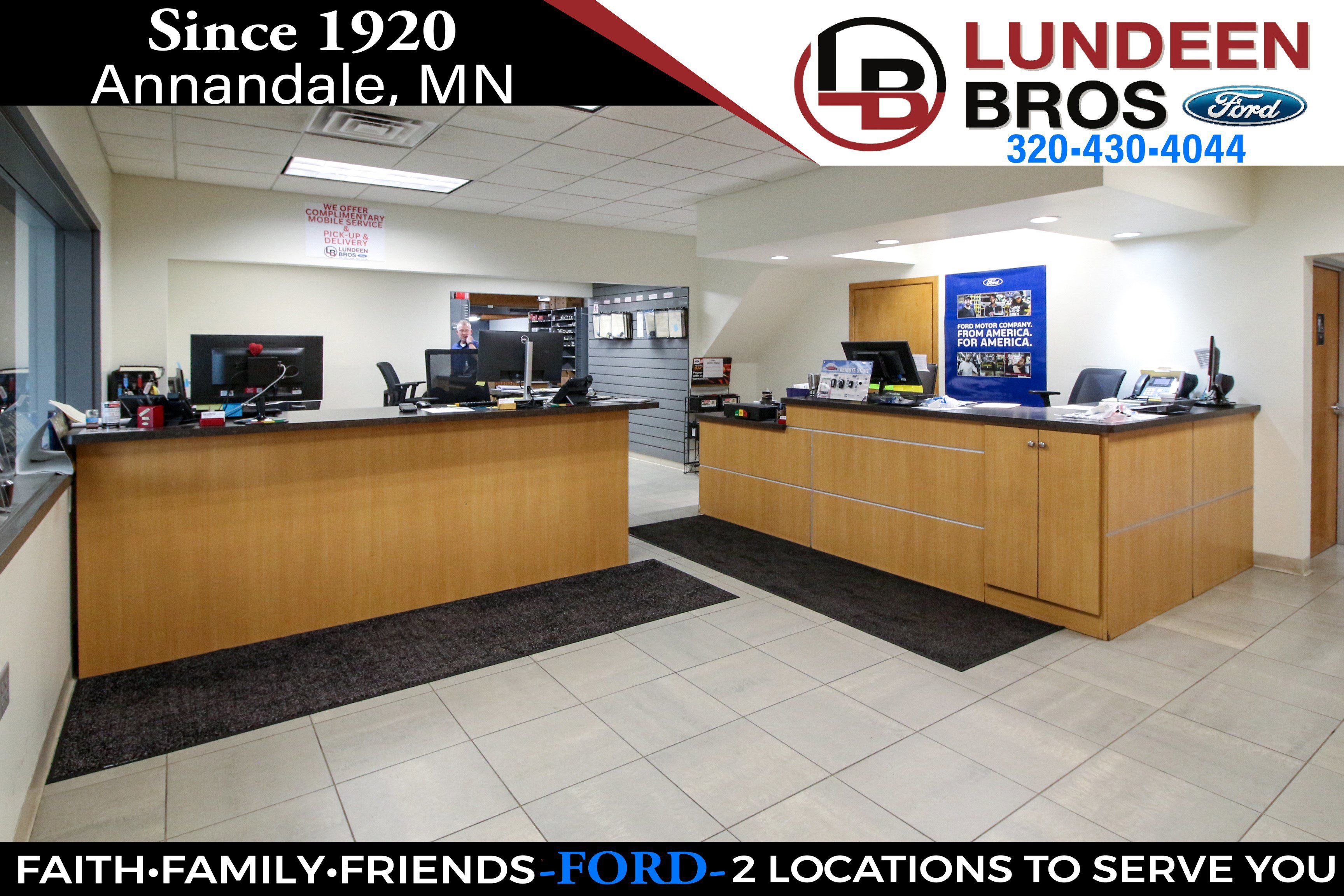 Used 2018 Ford Fusion SE w/ Fusion SE Technology Package FWD image 40