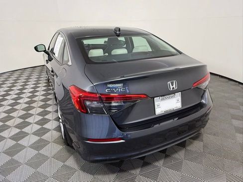 Used 2023 Honda Civic LX image 4