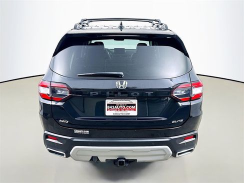 Used 2024 Honda Pilot Elite image 6