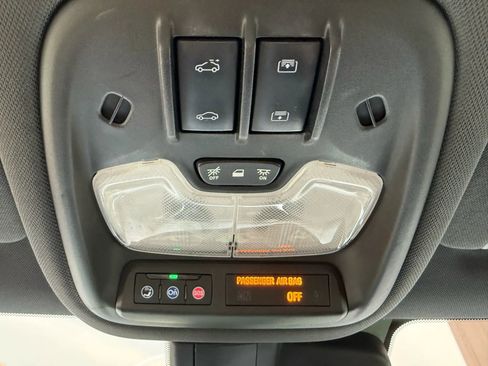 Used 2021 Chevrolet TrailBlazer RS w/ Sun and Liftgate Package image 23