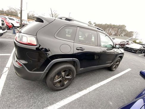 Used 2021 Jeep Cherokee Latitude Plus image 8