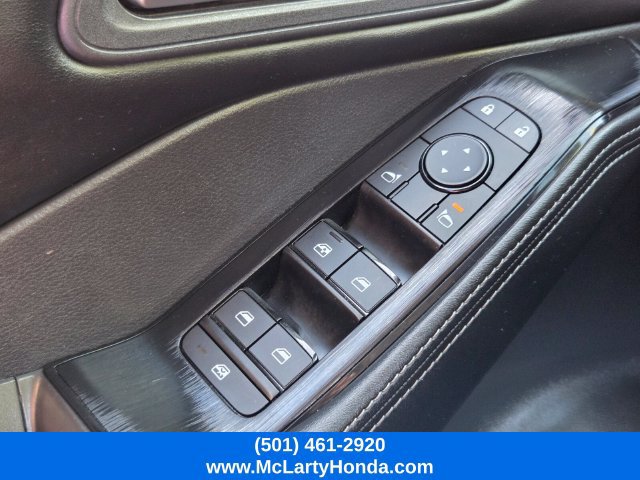 Used 2025 Nissan Rogue SV FWD image 32