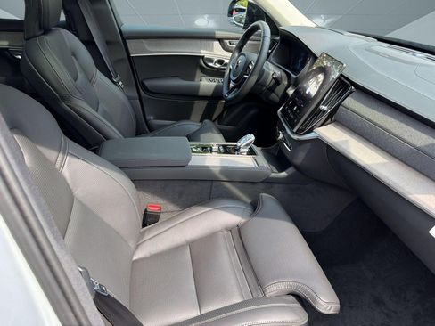 New 2026 Volvo XC90 T8 Ultra w/ Protection Package AWD/4WD image 23