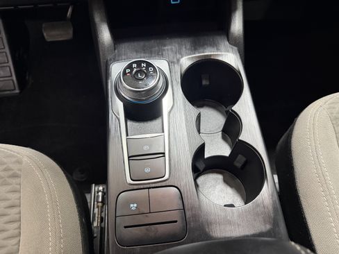 Used 2022 Ford Escape SE FWD image 19