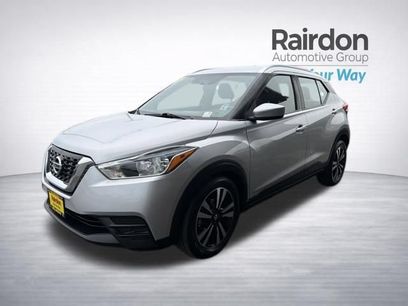 Used 2019 Nissan Kicks SV