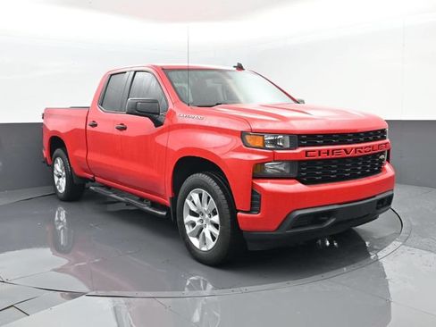Used 2021 Chevrolet Silverado 1500 Custom AWD/4WD image 3