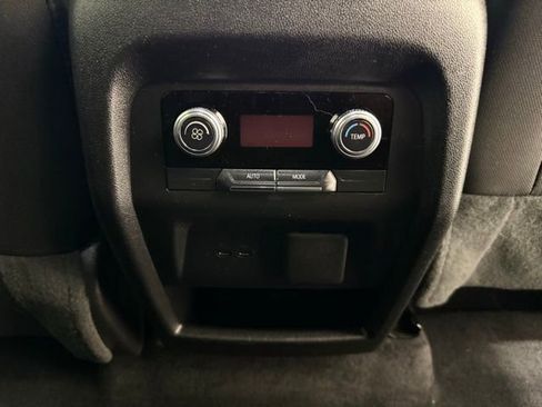 Used 2025 GMC Acadia Elevation image 26