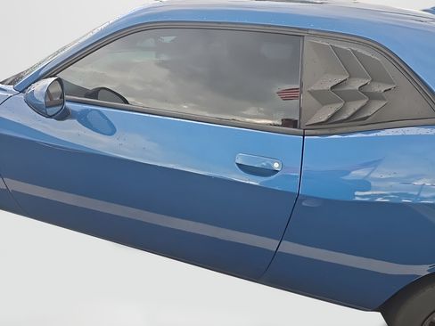 Used 2022 Dodge Challenger GT w/ Plus Package RWD image 7