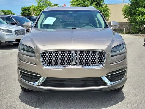 Used 2019 Lincoln Nautilus Standard image 2