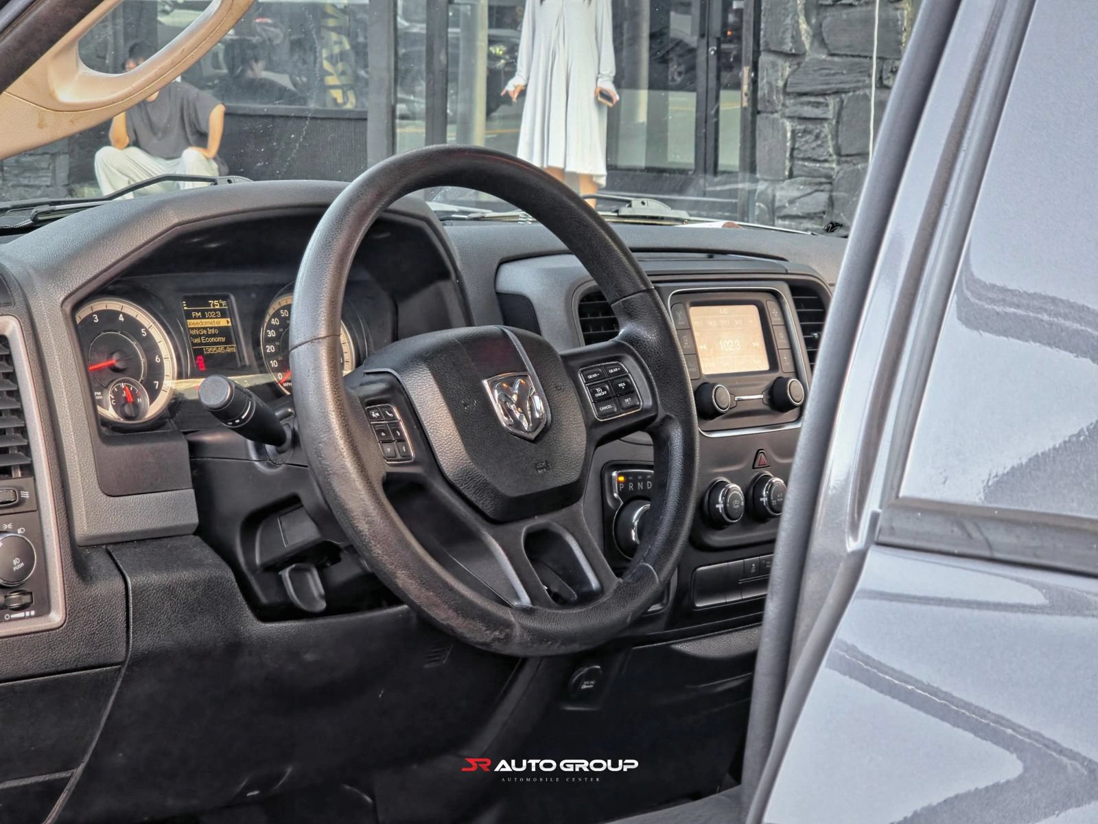 Used 2016 RAM 1500 Express RWD image 18