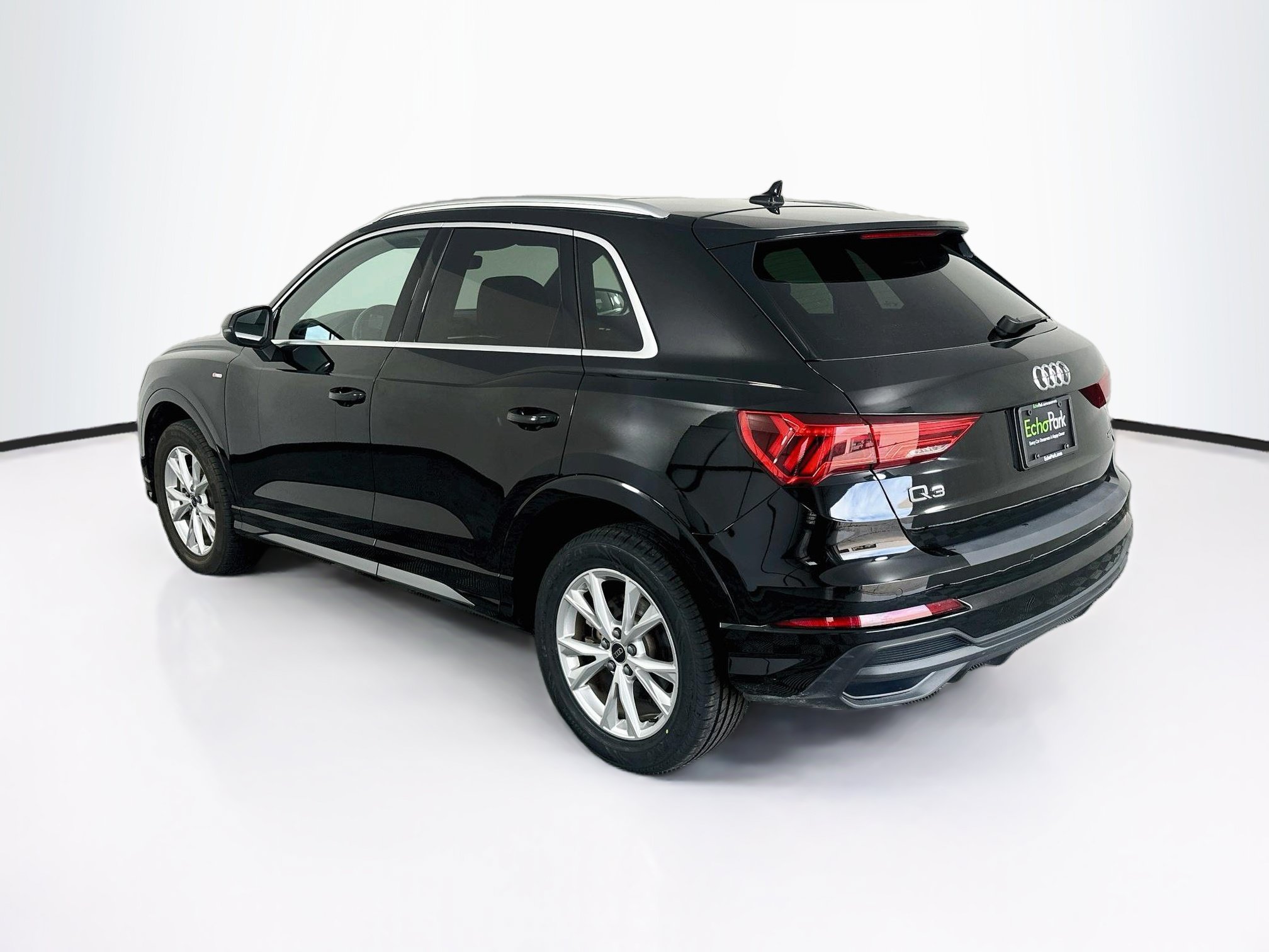 Used 2025 Audi Q3 2.0T Premium AWD/4WD image 5