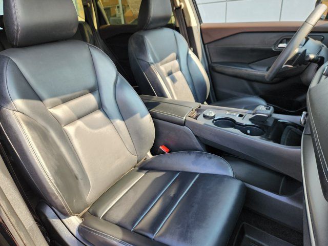 Certified 2023 Nissan Rogue SV w/ SV Premium B Package AWD/4WD image 14