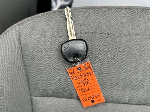 Used 2015 Kia Forte LX image 23