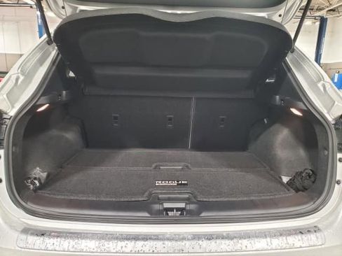 Used 2022 Nissan Rogue Sport SL image 18