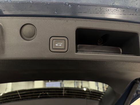 New 2026 Chevrolet Equinox LT w/ Convenience Package II image 6