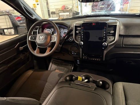Certified 2026 RAM 2500 Big Horn AWD/4WD image 20