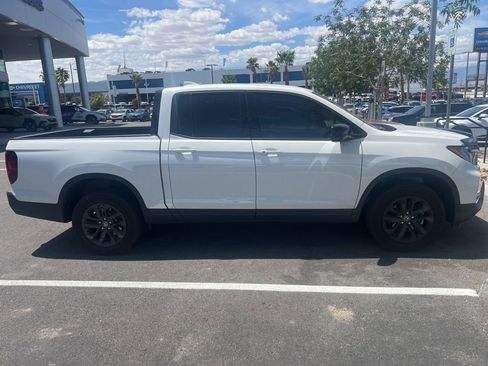 Used 2025 Honda Ridgeline Sport image 27