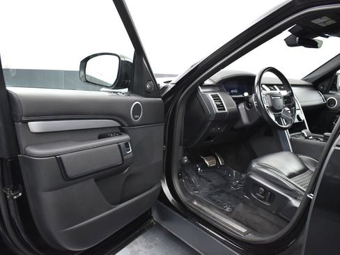 Used 2022 Land Rover Discovery HSE R-Dynamic image 7