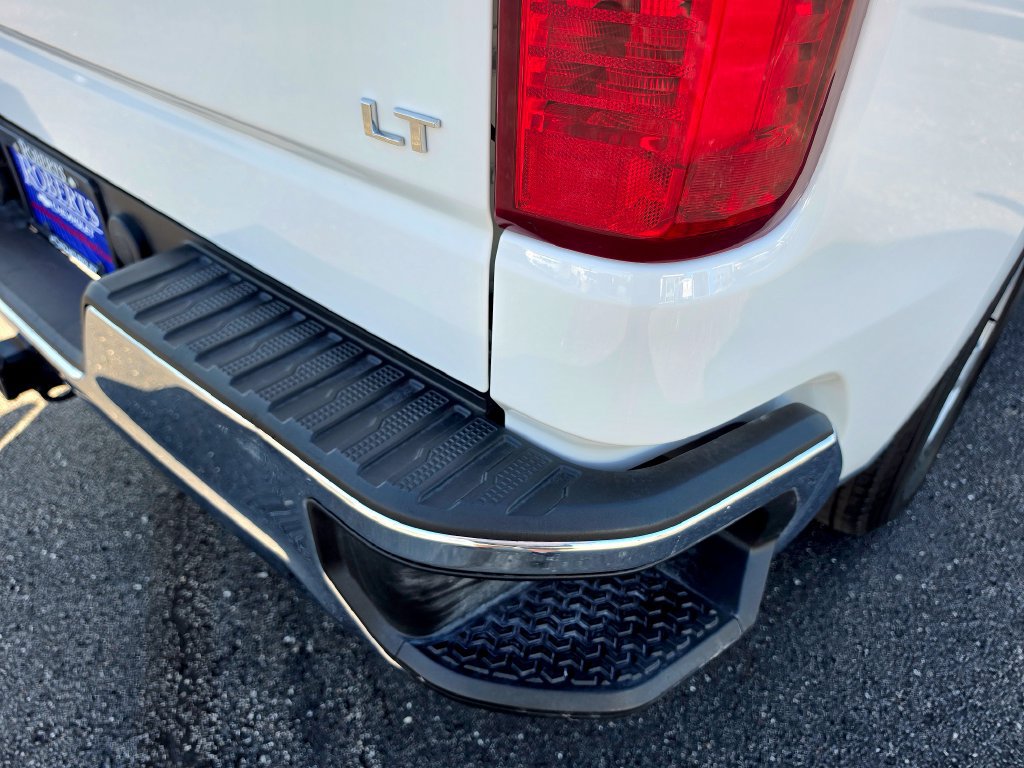 Used 2024 Chevrolet Silverado 1500 LT w/ Protection Package AWD/4WD image 7