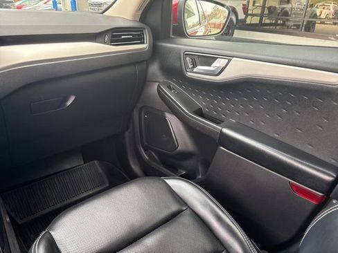 Certified 2020 Ford Escape SEL image 13