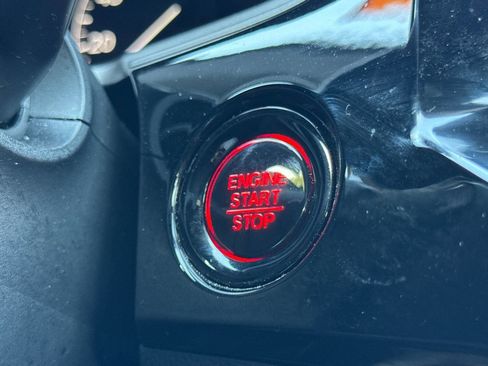 Used 2023 Honda Civic Sport image 32