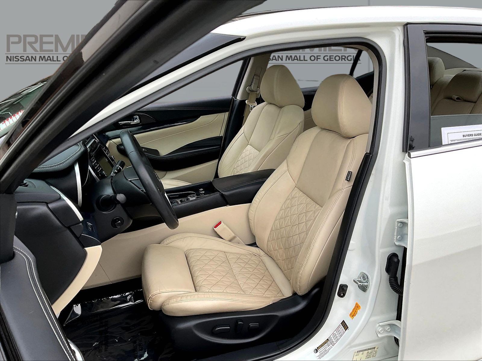 Certified 2021 Nissan Maxima Platinum w/ Sport Mat Group FWD image 23