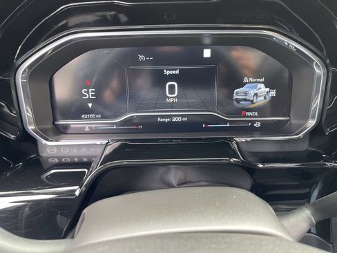 Used 2023 GMC Sierra 1500 Elevation AWD/4WD image 11