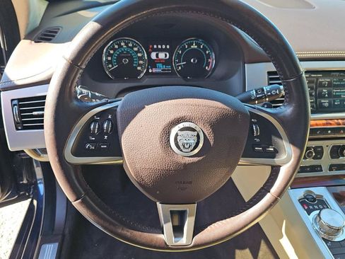 Used 2012 Jaguar XF Portfolio RWD image 14