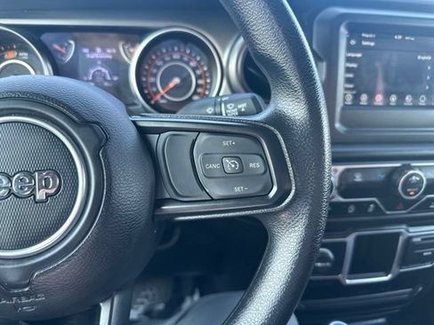 Used 2023 Jeep Wrangler Sport AWD/4WD image 35