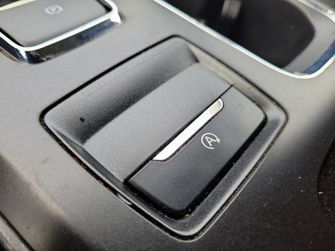 Used 2018 Ford Fusion SE w/ Equipment Group 201A image 29