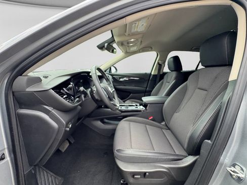 Used 2023 Buick Envision Preferred AWD/4WD image 20