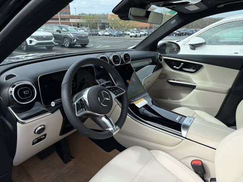 New 2026 Mercedes-Benz GLC 300 4MATIC image 9