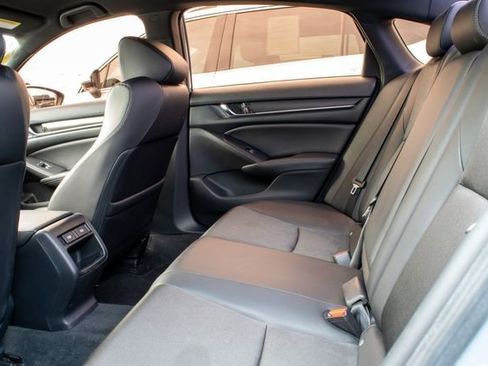 Used 2021 Honda Accord Sport image 17