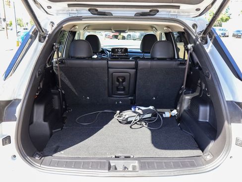 Used 2025 Mitsubishi Outlander SE AWD/4WD image 9