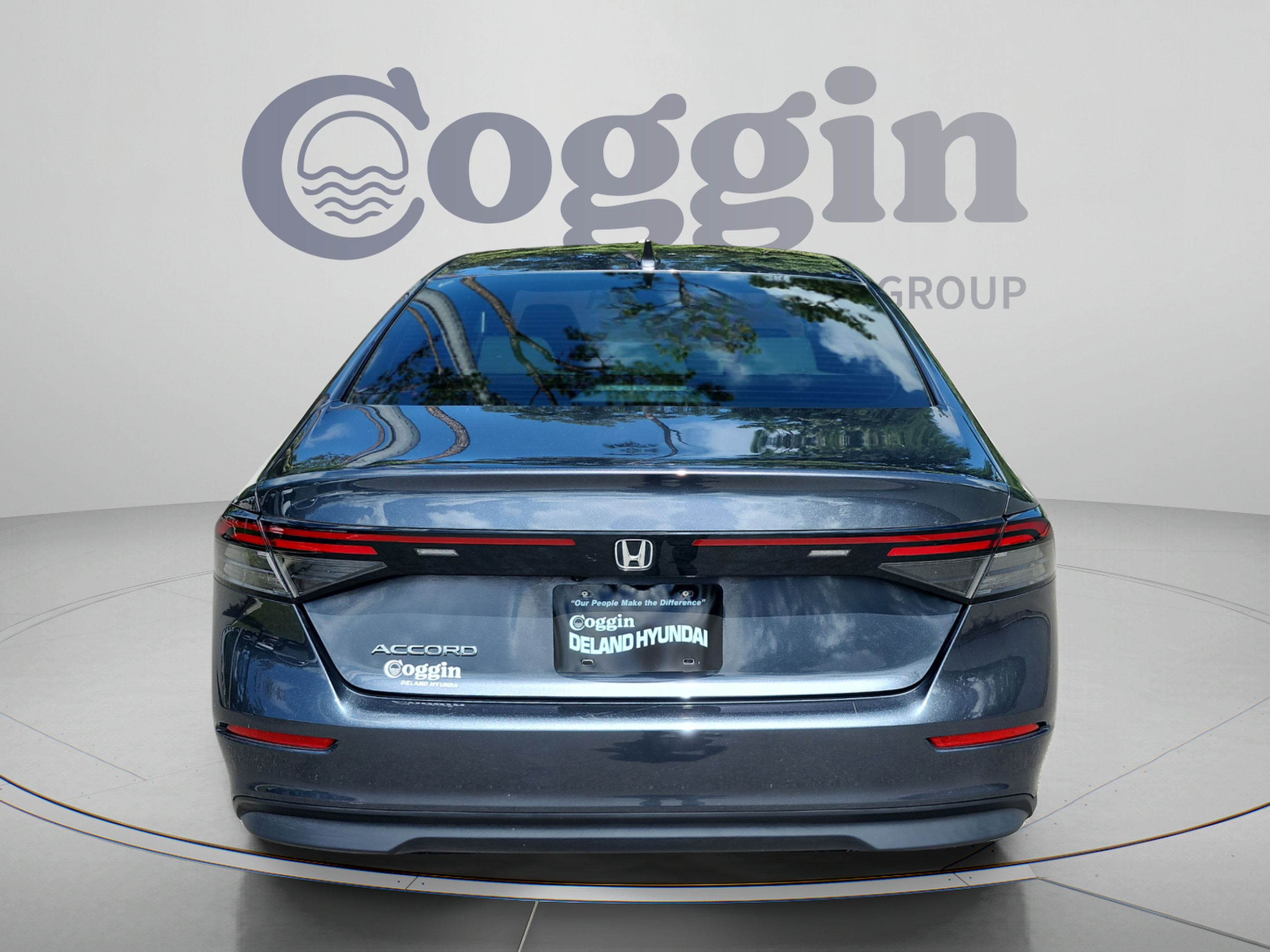 Used 2024 Honda Accord EX image 4