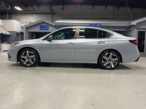 Used 2022 Subaru Legacy Limited image 5