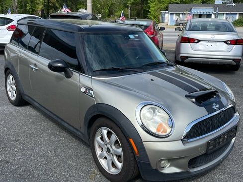 Used 2009 MINI Cooper Clubman S image 9