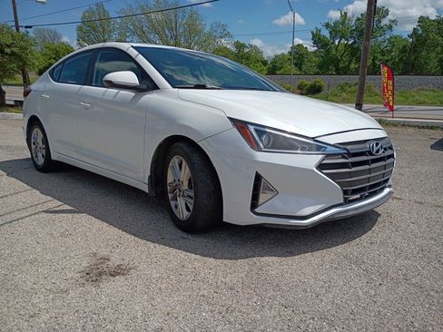 Used 2020 Hyundai Elantra Value Edition FWD image 7