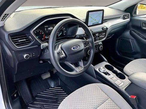 Used 2021 Ford Escape SE image 16