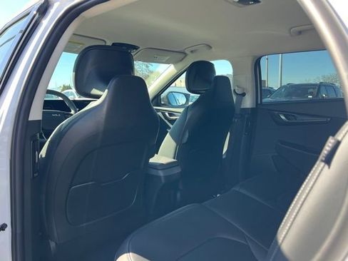 New 2025 Kia EV6 Wind RWD image 11