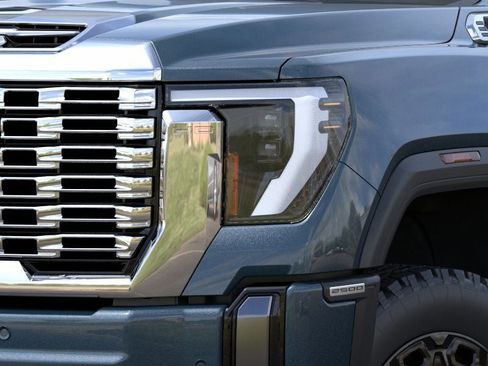 New 2025 GMC Sierra 2500 Denali w/ Denali Reserve Package image 10